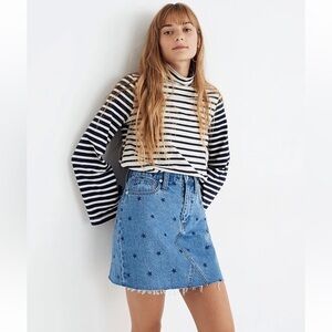 Madewell Rigid Denim A-Line Mini Skirt: Star Print Edition Size 26